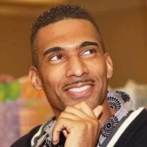 Meet your Posher, Karim